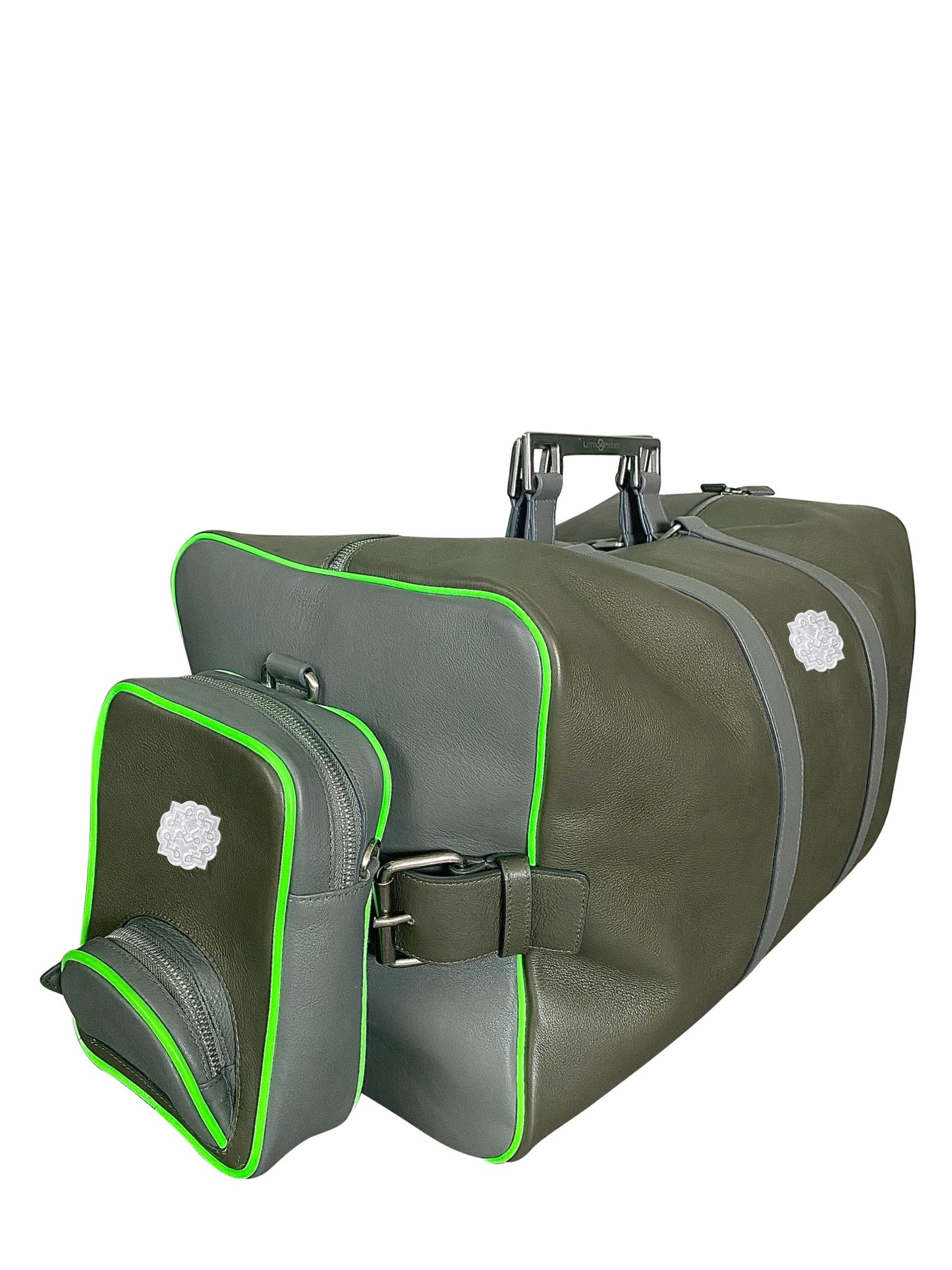 Lotta Pieces | Leather Duffle Travel Bag With Metal Handles & Detachable Crossbody Bag